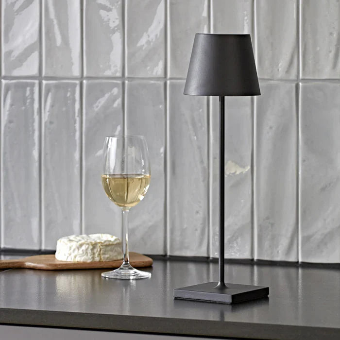 Lampada da tavolo lunga dimmerabile - LumiLuxe