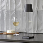 Lampada da tavolo lunga dimmerabile - LumiLuxe