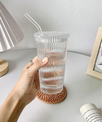 Bicchiere da Bere Stiloso con Design Moderno