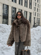 Manteau pour femme en fausse fourrure avec col montant