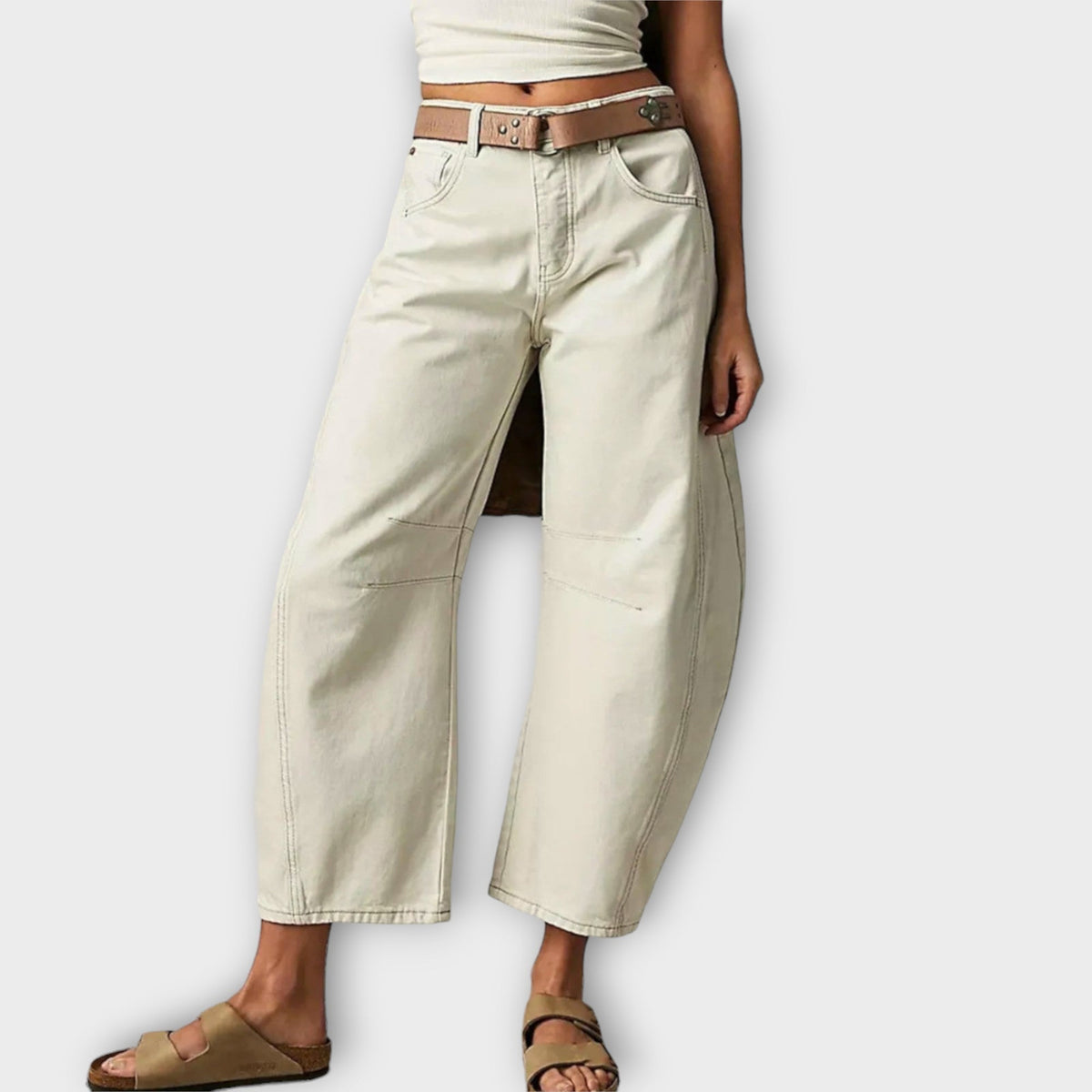Jean pour femme à taille haute et jambe large - denim à jambes larges avec une coupe décontractée