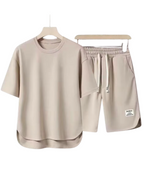 Completo Estivo Casual da Uomo – Comfort e Stile per Ogni Giornata