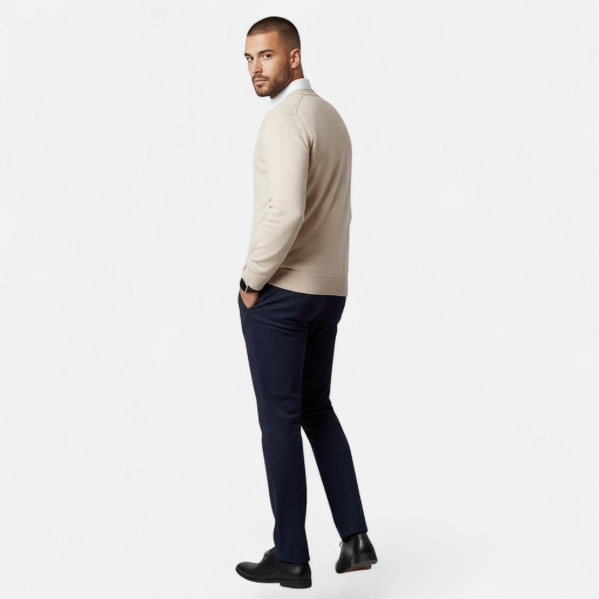 Cardigan Uomo in Misto Lana con Scollo a V e Fit Rilassato