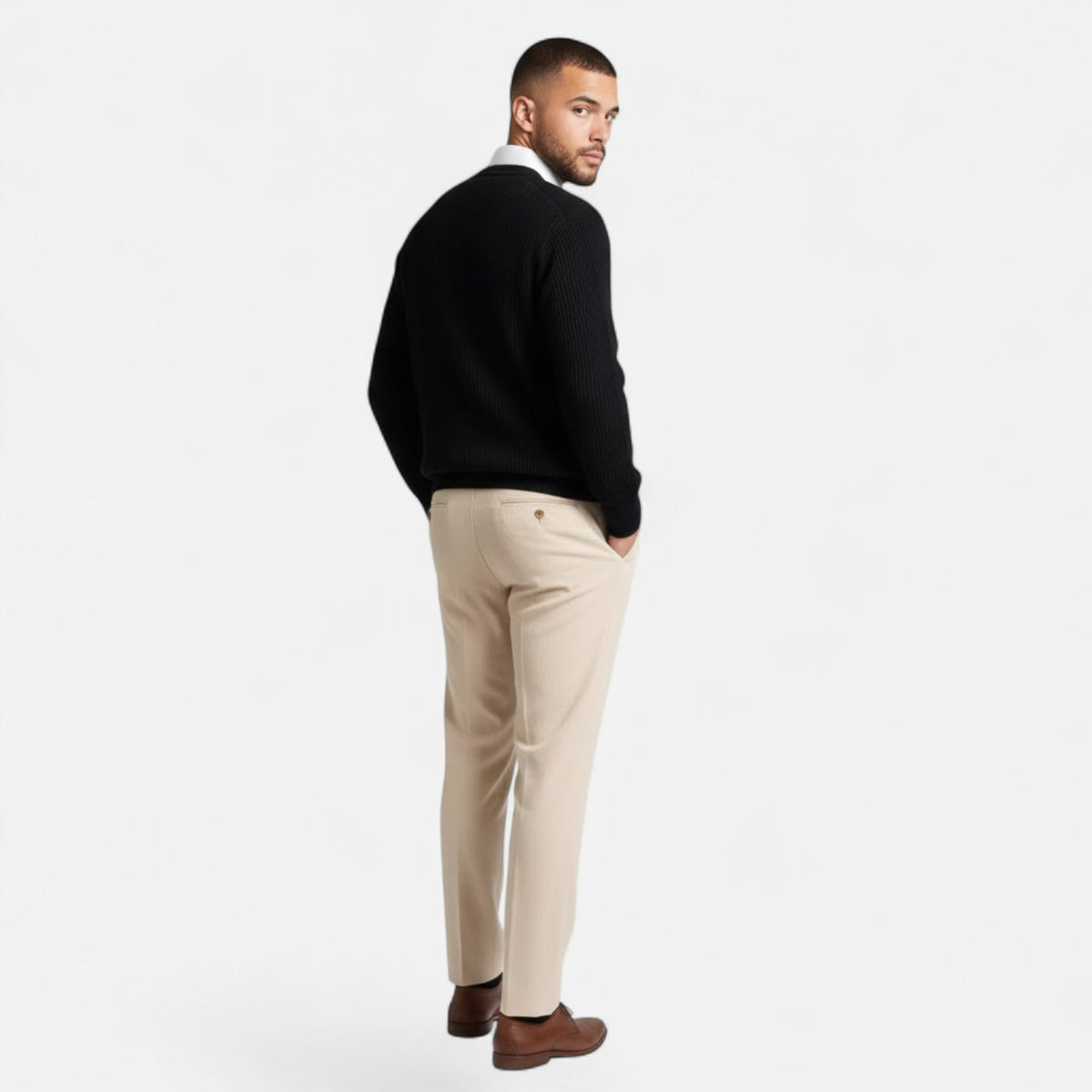 Cardigan Uomo in Misto Lana con Scollo a V e Fit Rilassato