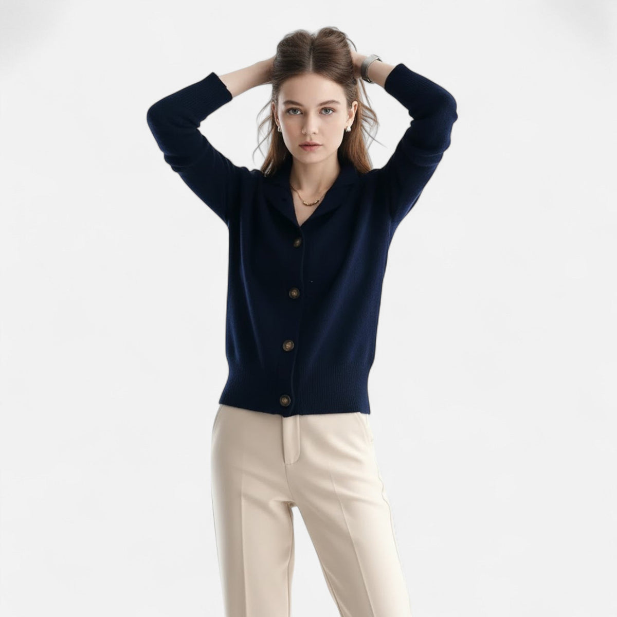 Giacca Corta Donna in Maglia con Collo Alto – Eleganza Raffinata e Comfort