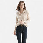 Giacca Corta Donna in Maglia con Collo Alto – Eleganza Raffinata e Comfort