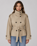 Gabardina corta para mujer con cinturón