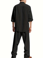 Conjunto completo de hombre de lino con camisa de cuello alto y pantalones