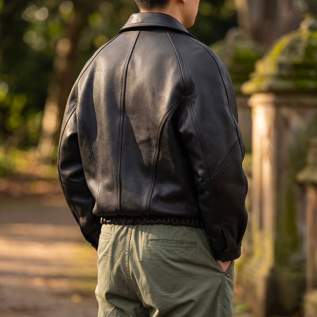 Giacca Uomo in Pelle con Zip e Colletto Strutturato