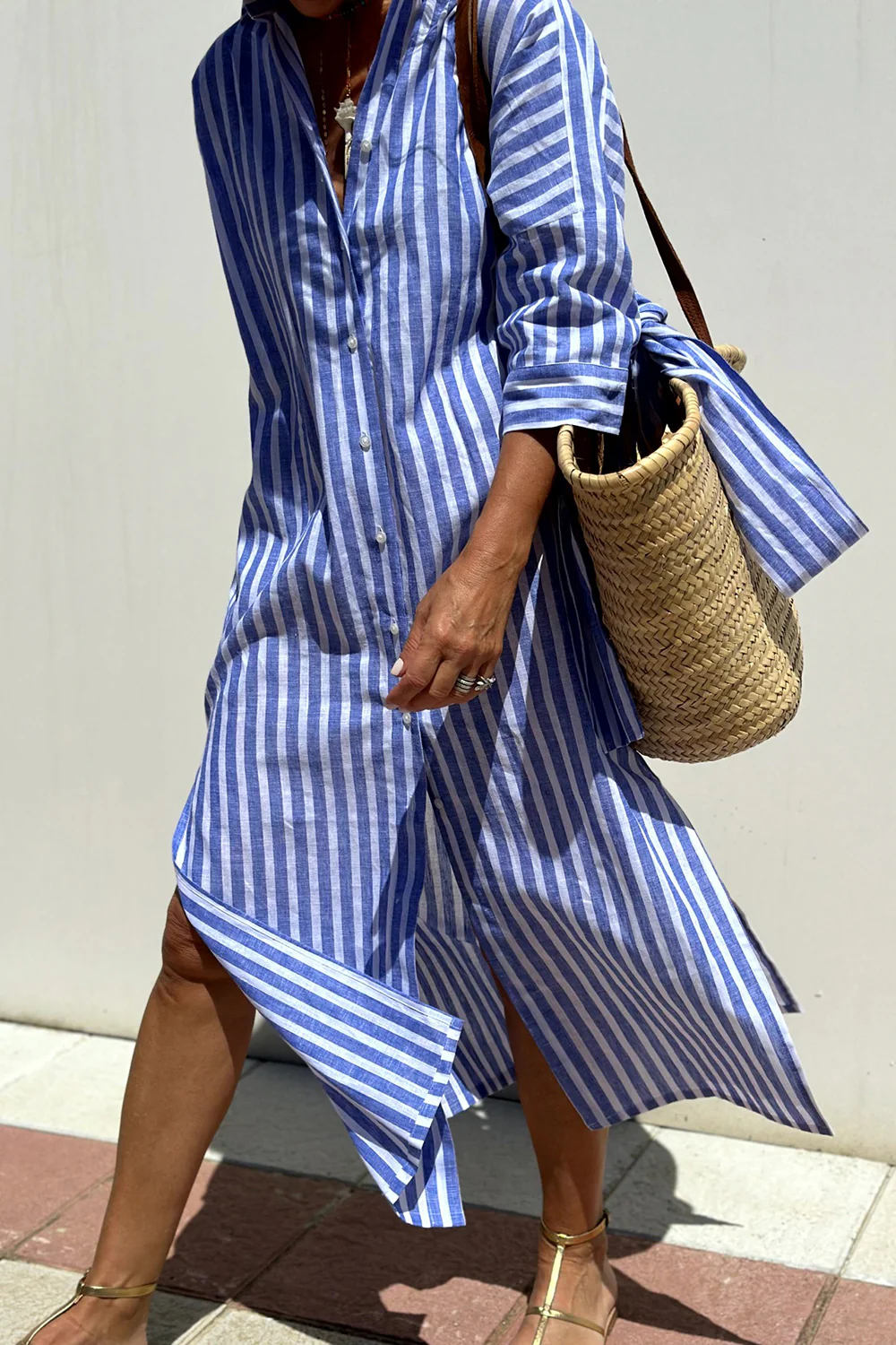 Kjole V-Hals Silhuet Luksuriøs Elegance
