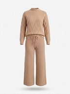 Ensemble femme en maille torsadée avec pantalon à jambes larges