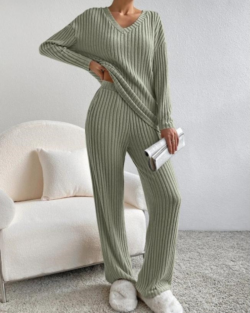 Completo Lounge Donna a Coste con Scollo a V