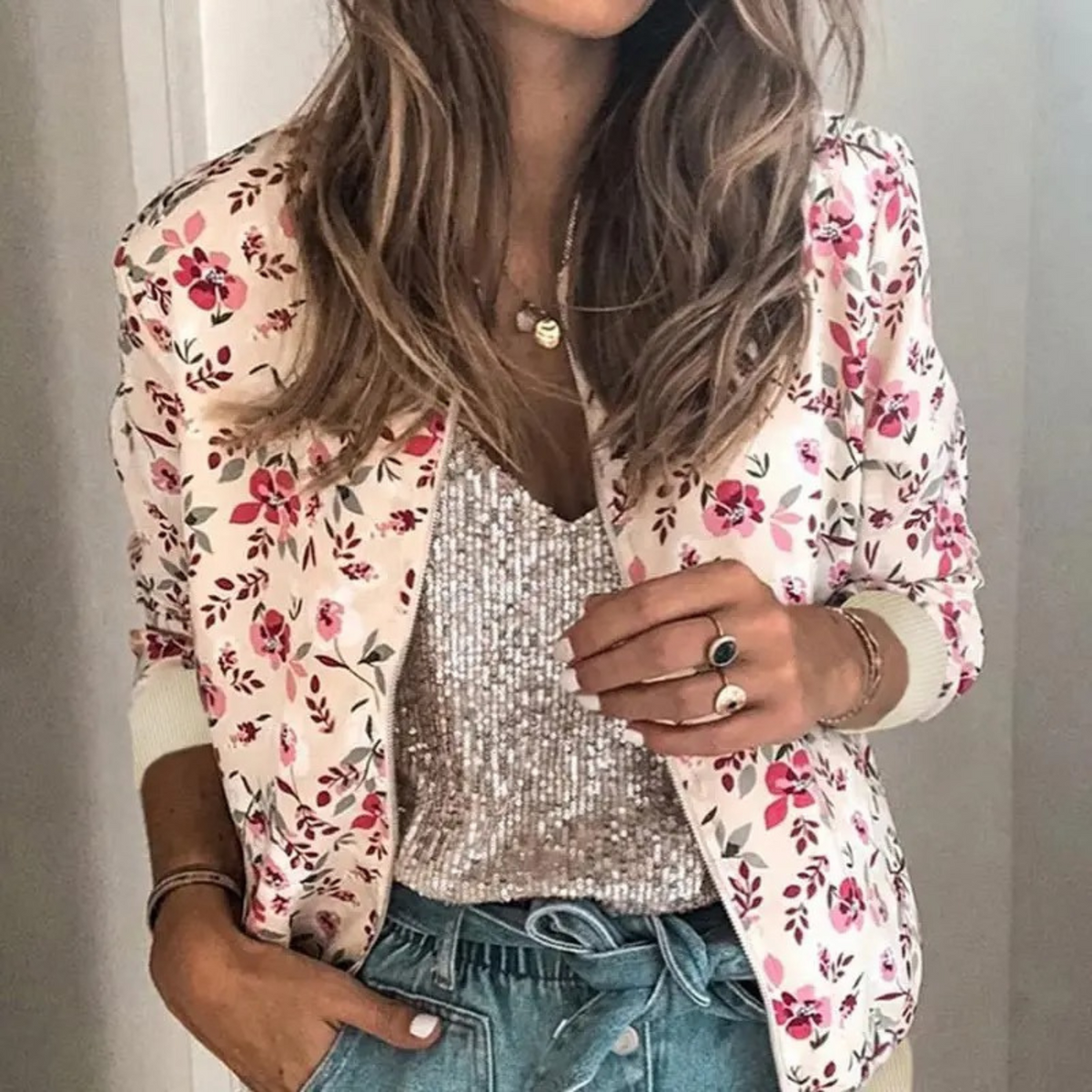 Giacca Donna Leggera e Traspirante dal Design Elegante