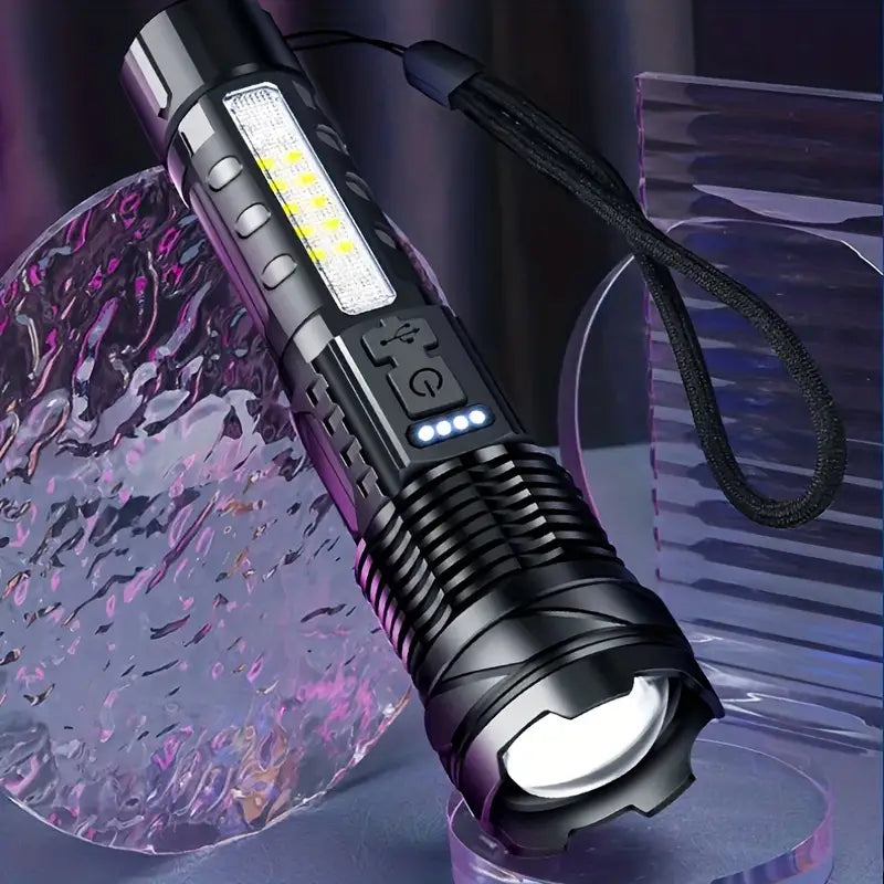 OutdoorHaven Torcia Militare - 5000 Lumen