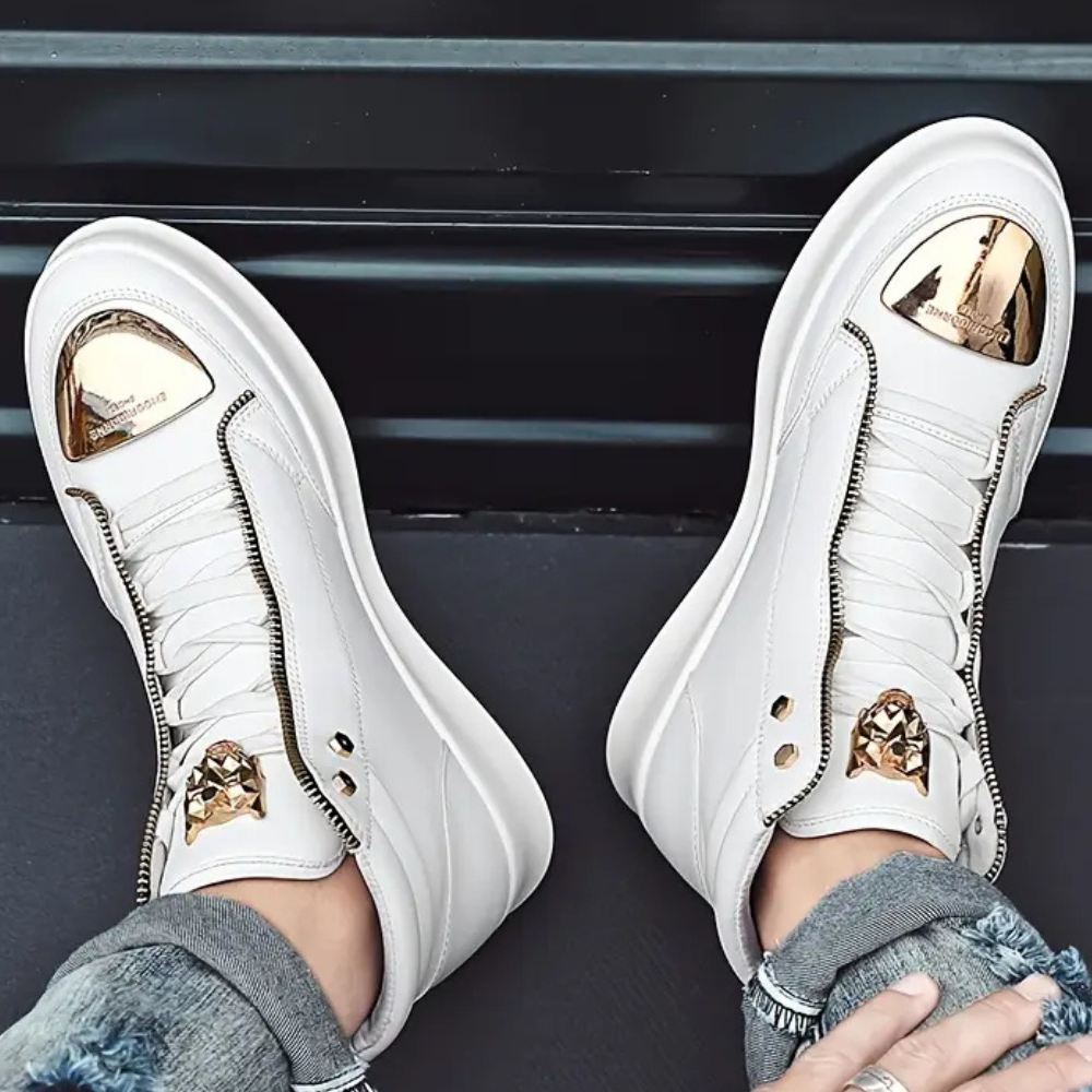 Sneakers Alte Uomo con Punta Metallizzata e Zip Laterale – Stile Streetwear Moderno
