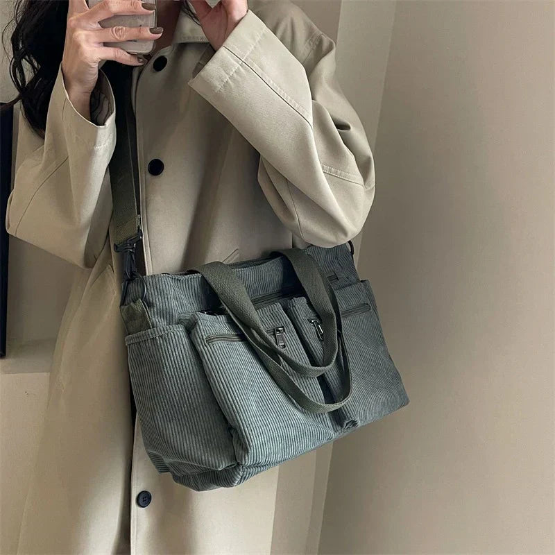 ANFINITE Taske™ - Ribfløjl med Rummeligt Design