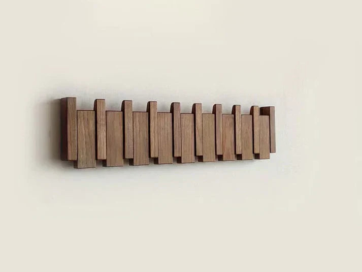 Gancio da Parete Ispirato al Pianoforte – Elegante Gancio da Parete in Legno Massello | Pratica Conservazione e Stile per la Decorazione della Casa