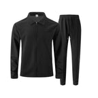 Completo Uomo Due Pezzi in Tessuto Strutturato – Giacca con Zip e Pantaloni Casual Eleganti