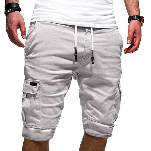 Miesten bermudashortsit kiristysnyörillä ja hyötytaskuilla