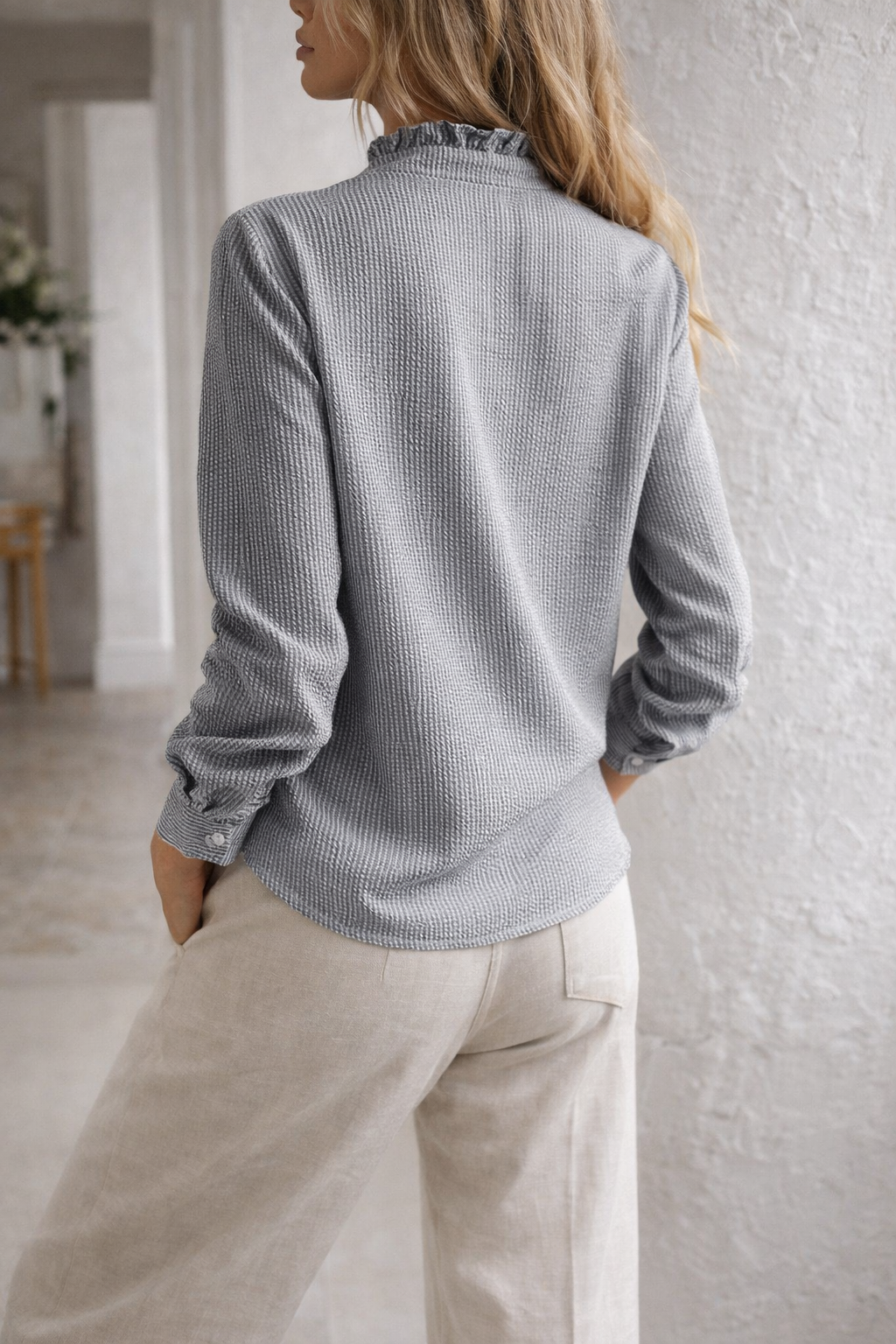 Blusa da Donna con Volant e Maniche Lunghe