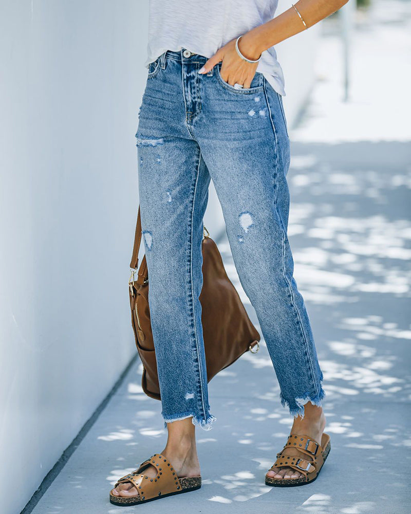 Jeans cropped de mujer de pierna recta - denim con rotos y bajo deshilachado
