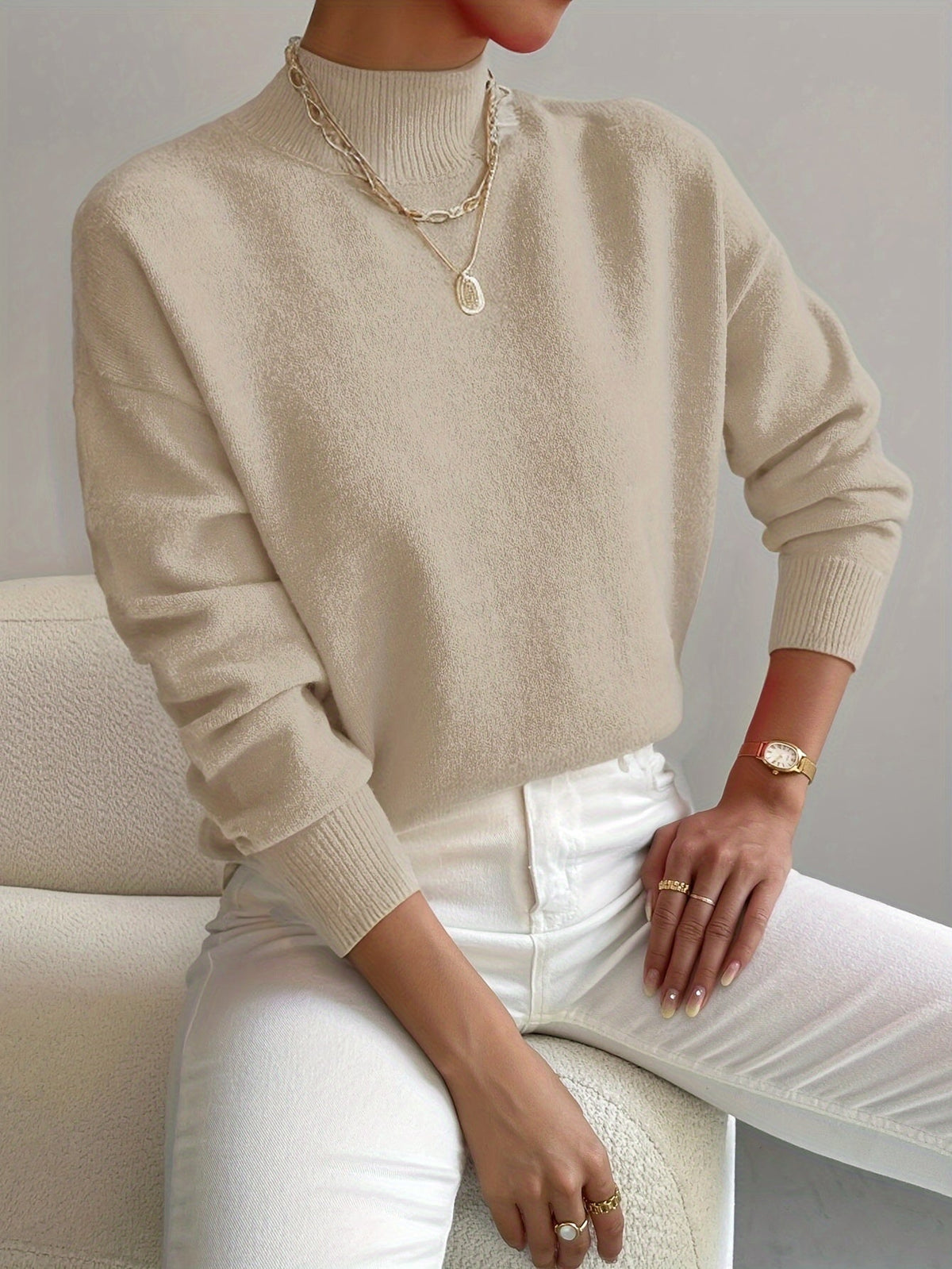 Maglione Donna Minimalista con Collo Alto Morbido