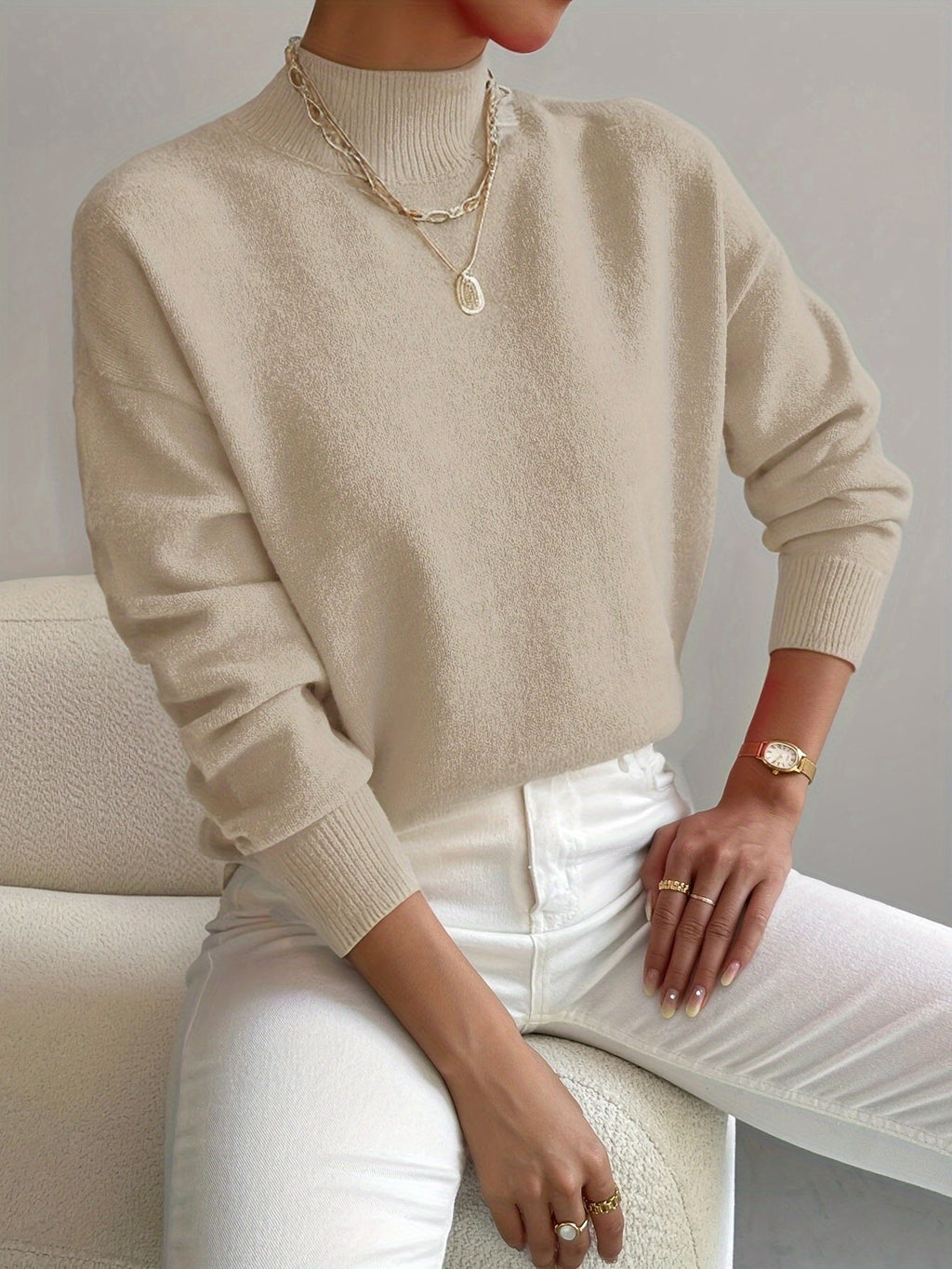Maglione Donna Minimalista con Collo Alto