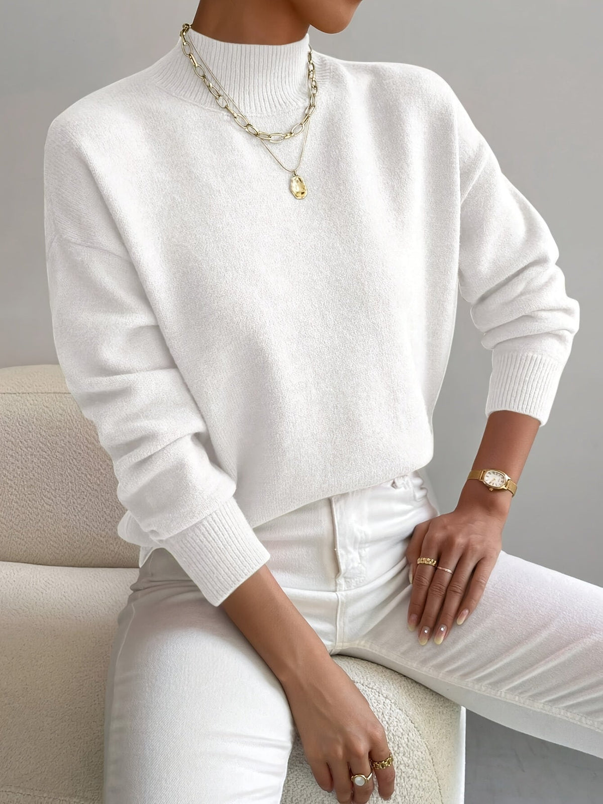 Maglione Donna Minimalista con Collo Alto Morbido