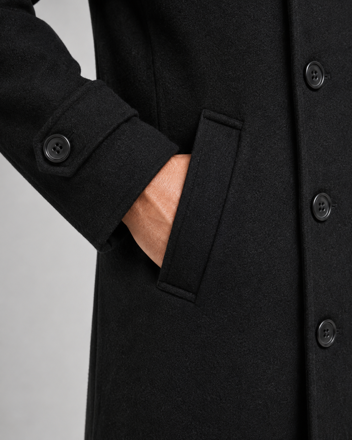 Cappotto Uomo Doppiopetto in Lana con Revers Ampi