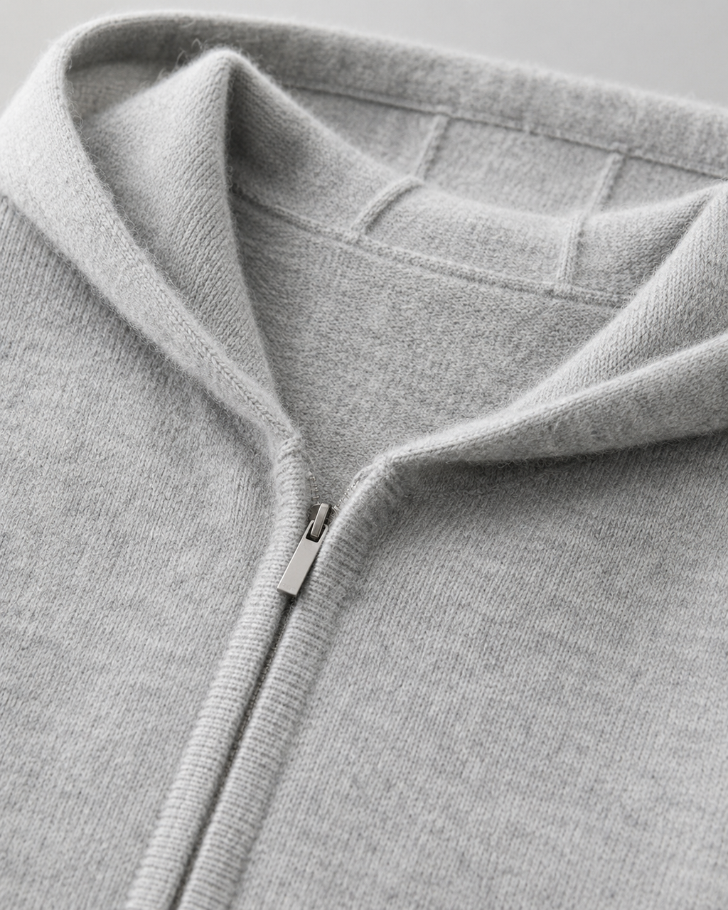 Felpa Uomo con Cappuccio e Zip in Lana Merino