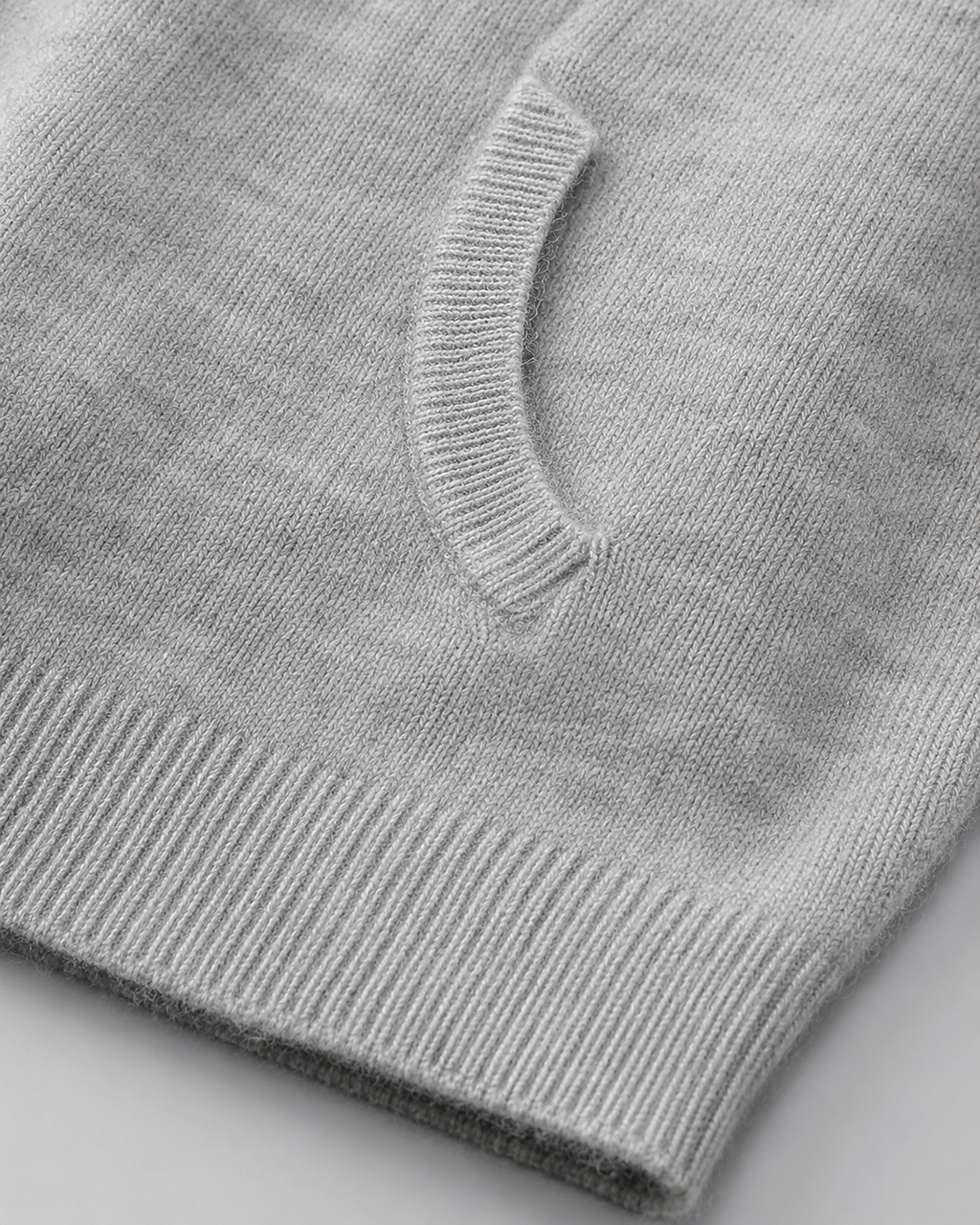 Felpa Uomo con Cappuccio e Zip in Lana Merino