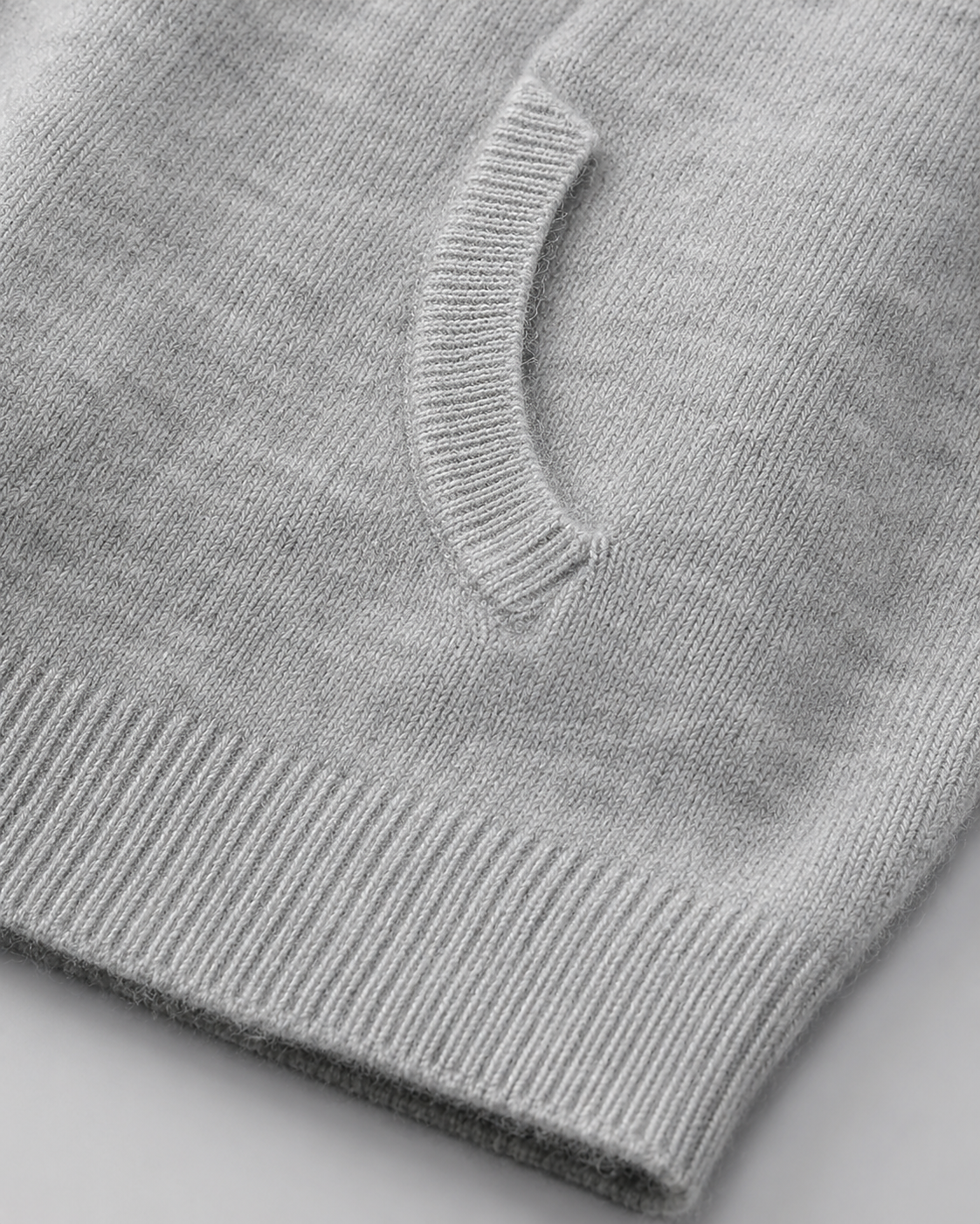 Felpa Uomo con Cappuccio e Zip in Lana Merino