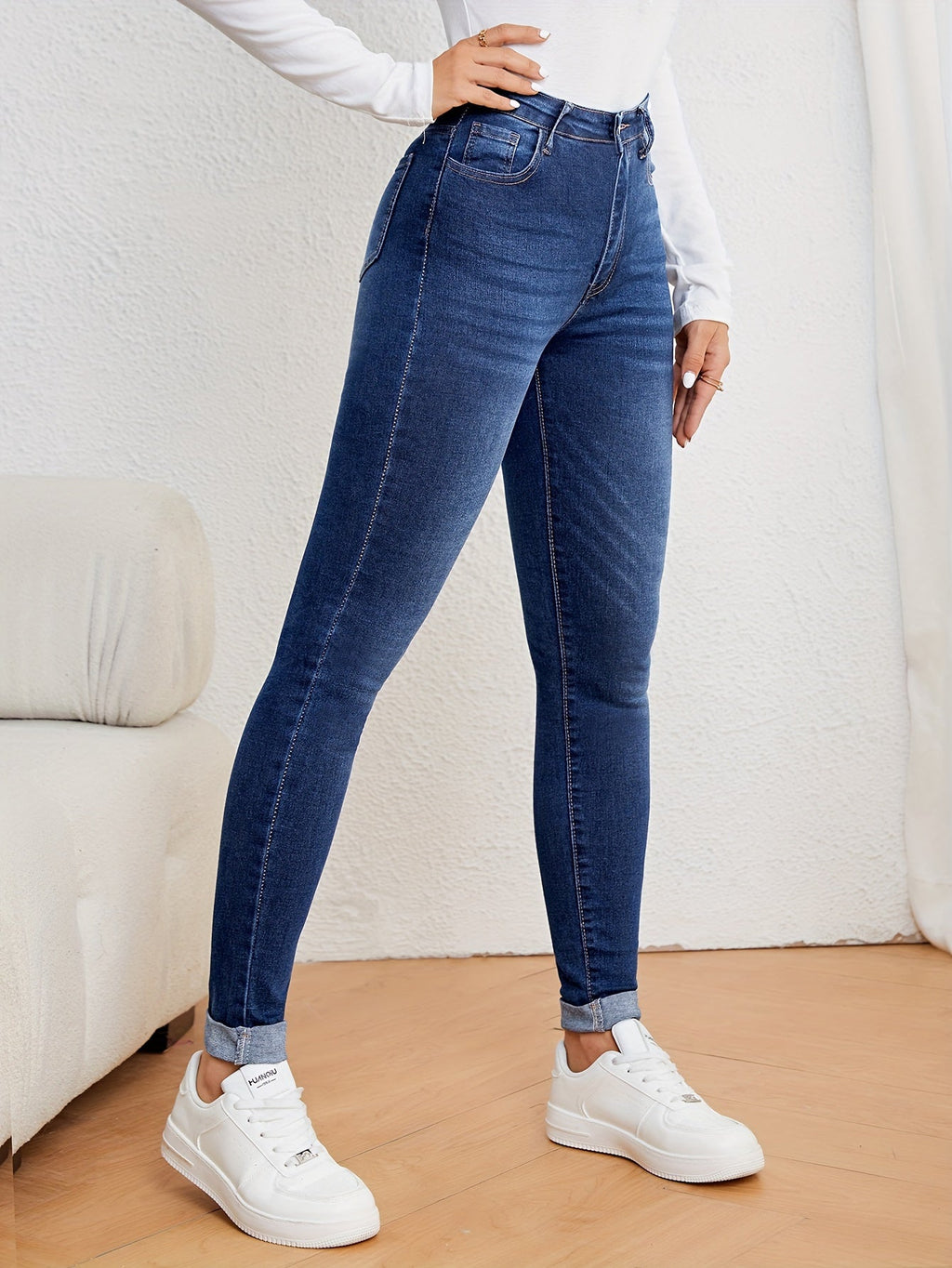 Jeans ajustados para mujer de tiro alto - denim elástico de corte slim