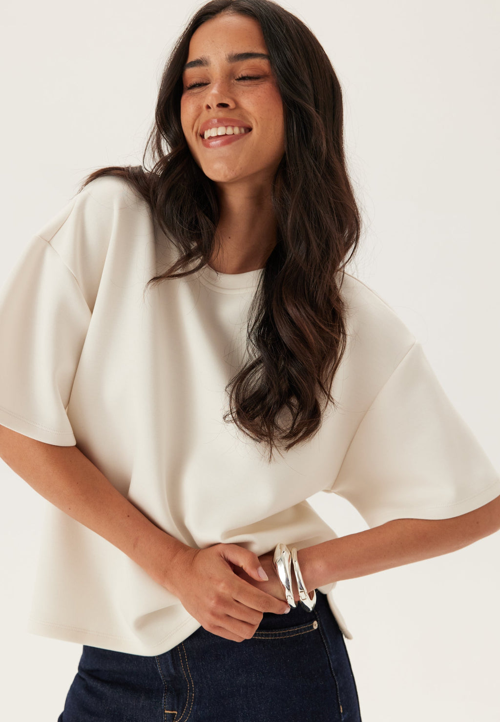 T-Shirt Boxy con Collo Rotondo e Morbido Stretch