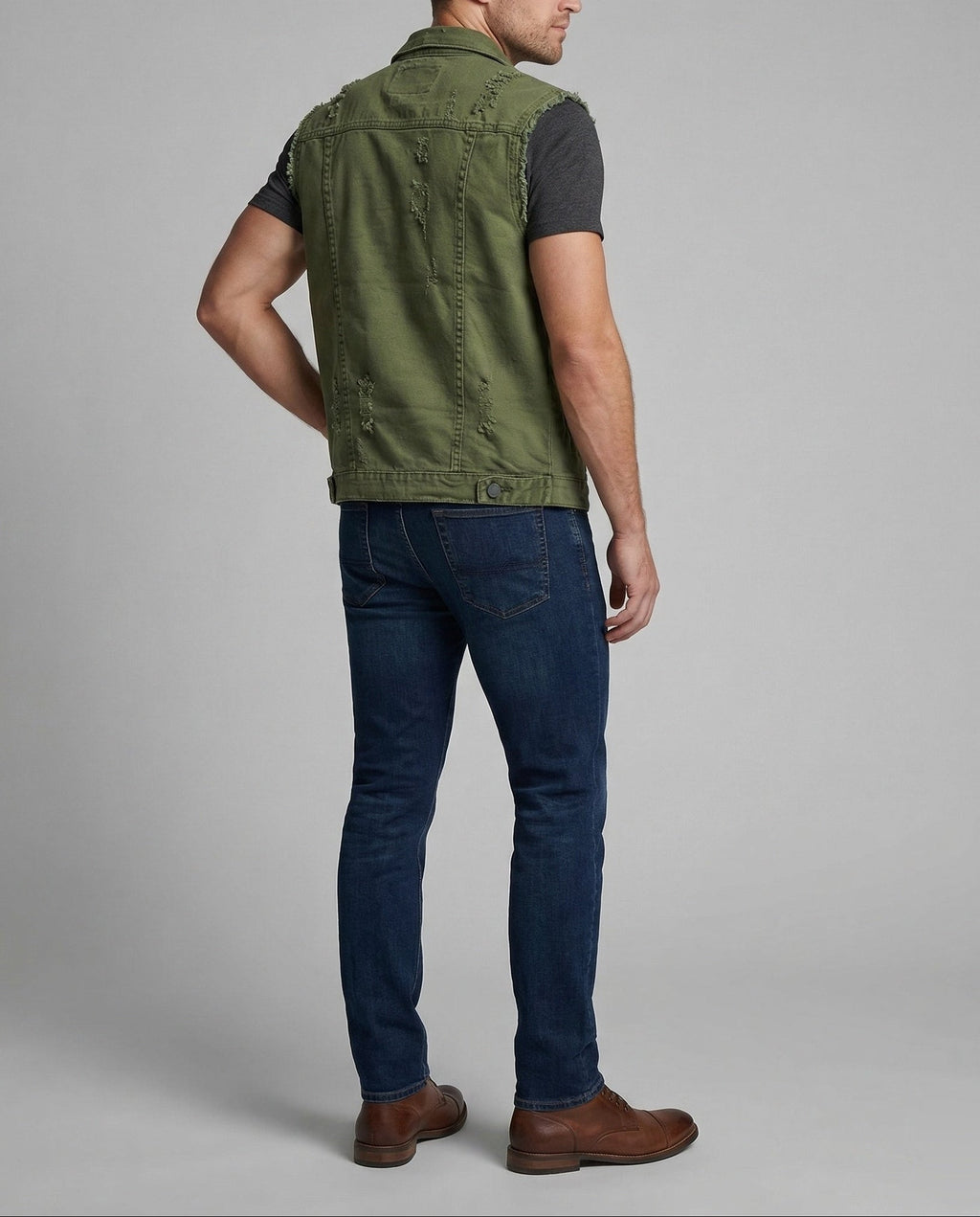 Gilet Uomo in Denim Effetto Vintage con Bordi Sfrangiati – Modello Smanicato con Bottoni Streetwear