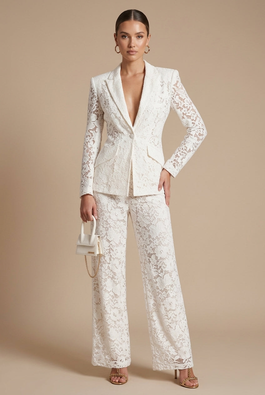 Ensemble pour femme en dentelle florale avec blazer à basque