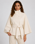 Cape femme avec ceinture et col montant