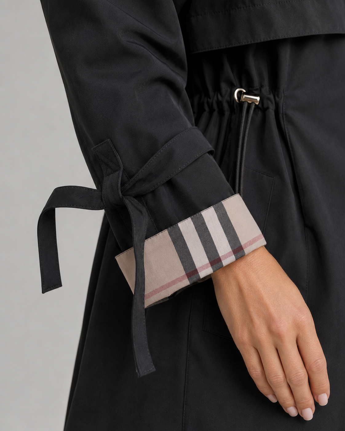 Trench Donna con Cappuccio a Quadri e Vita Regolabile