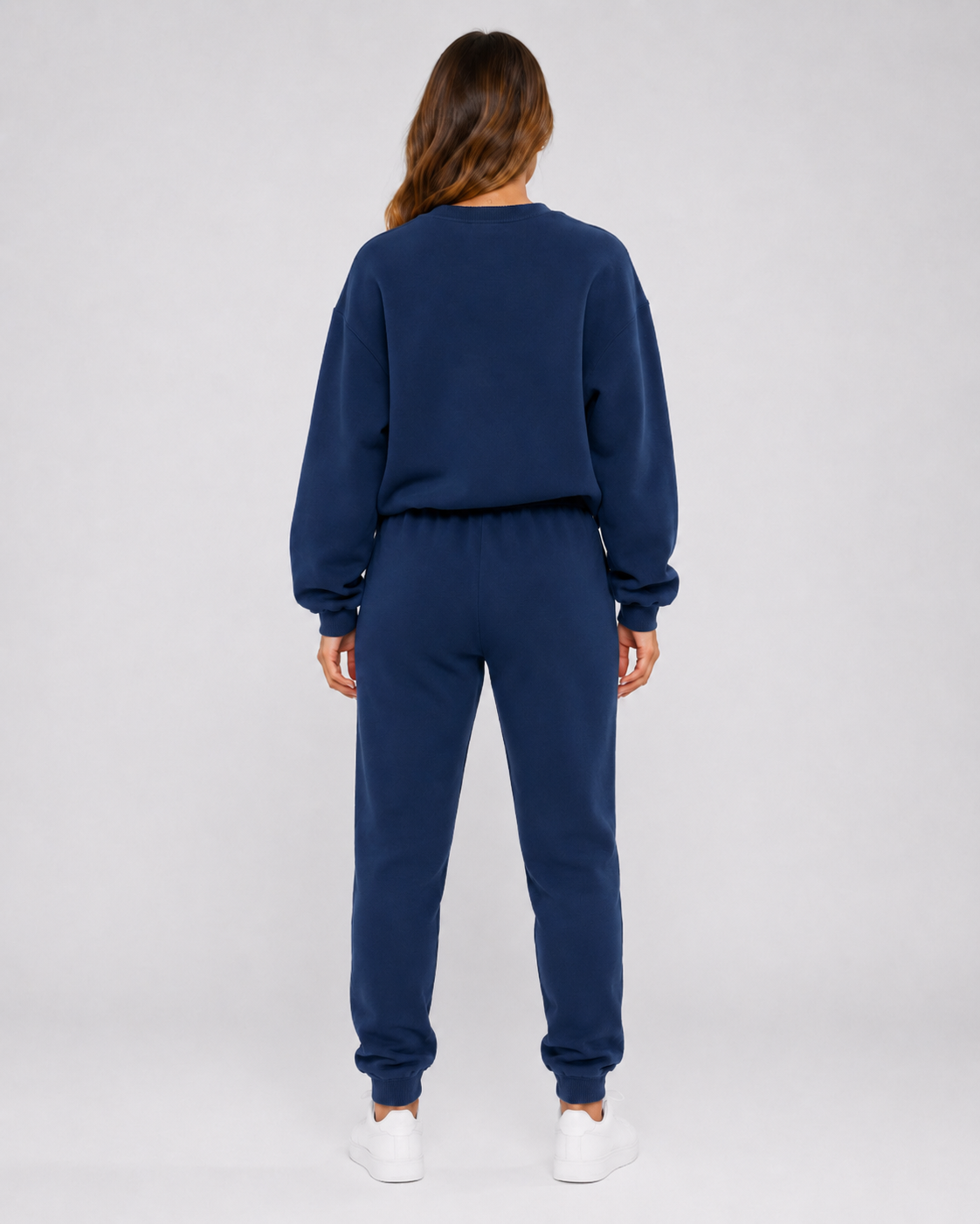 Chándal oversize de mujer con sudadera y joggers