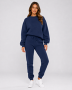 Chándal oversize de mujer con sudadera y joggers