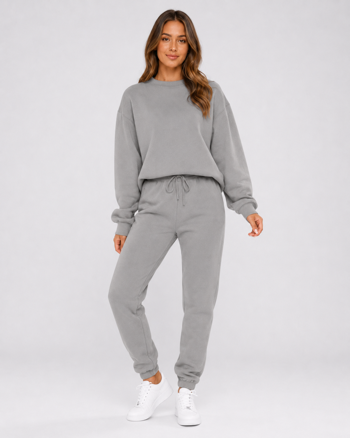 Chándal oversize de mujer con sudadera y joggers