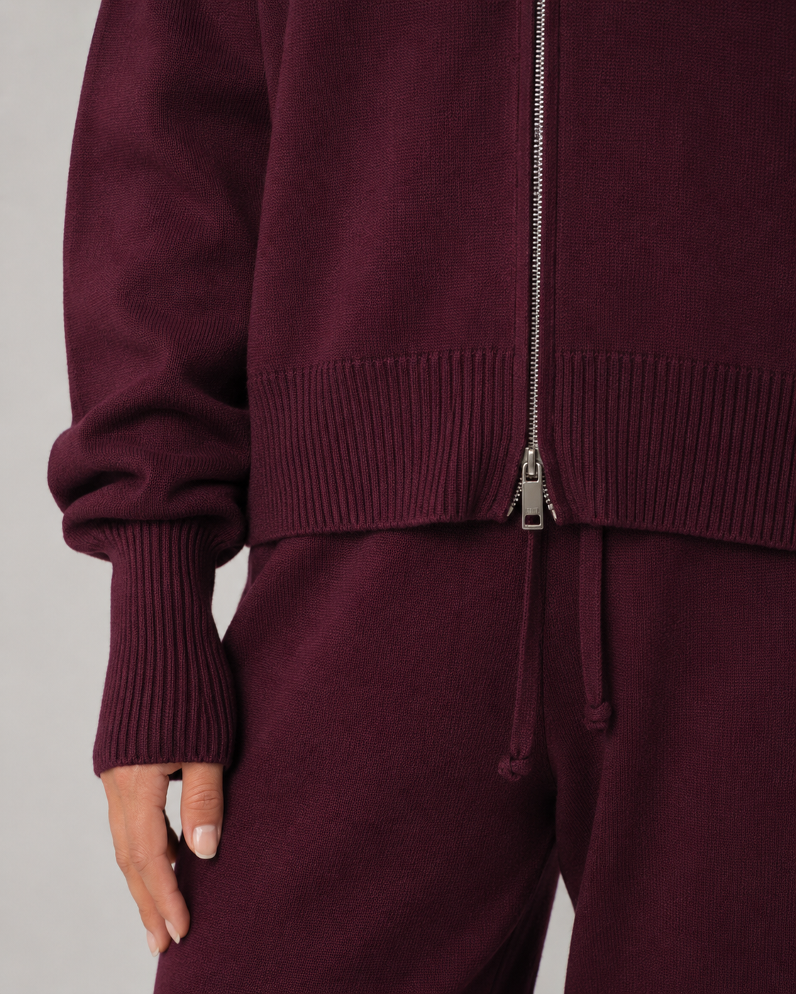 Cardigan Donna in Maglia con Zip e Collo Alto